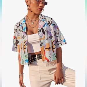 Graphic Short Sleeve Crop Top Button Down Shirt- M